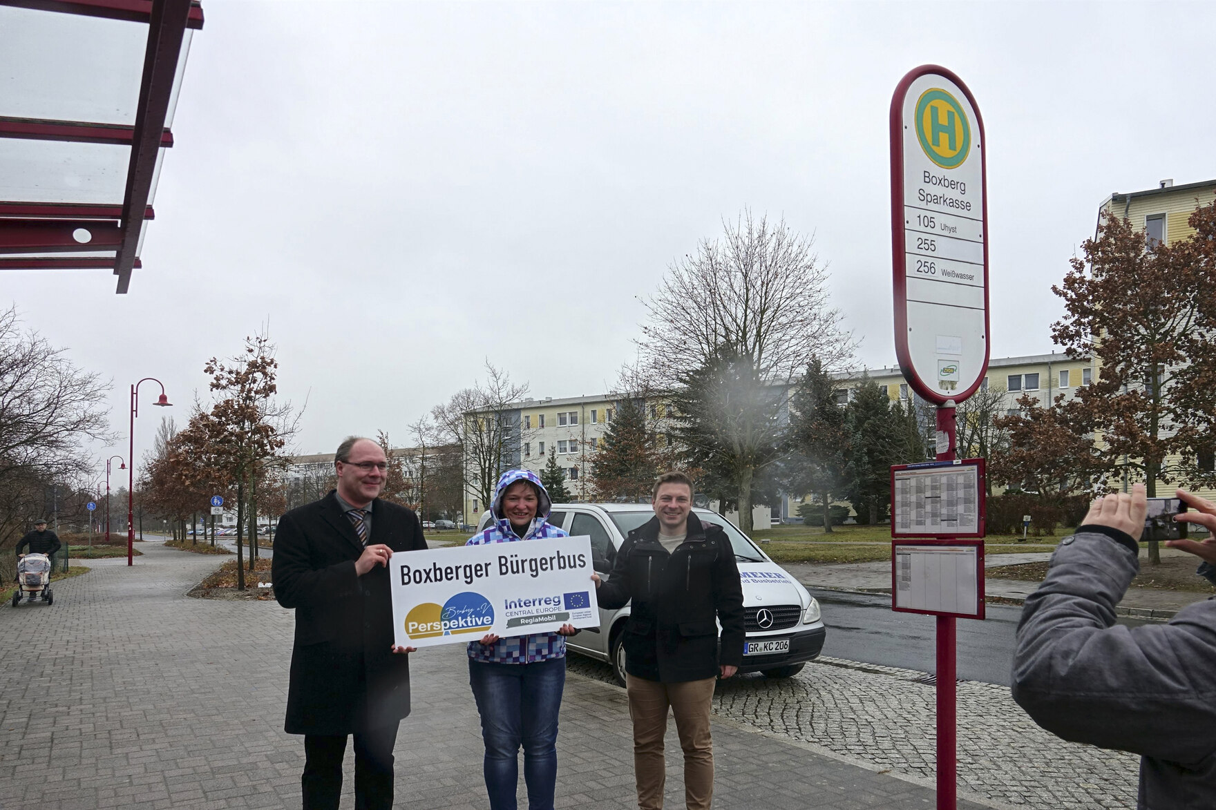 Bürgerbus Boxberg an Haltestelle Sparkasse Boxberg